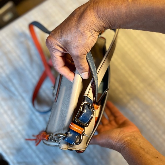 Coach Cross Body Bag - Picture 7 of 10